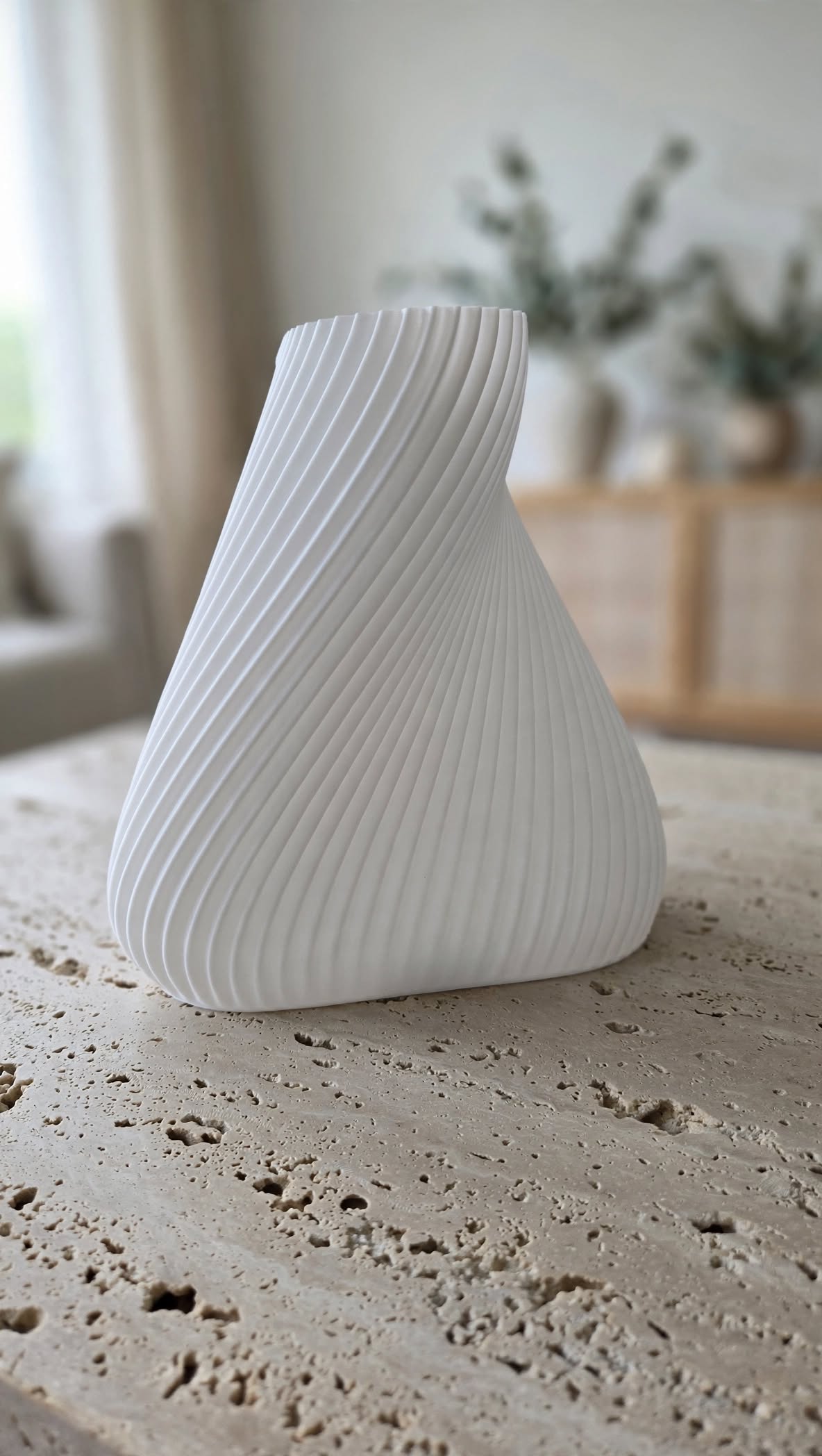 twisted_lamp_travertine_daylight (1)